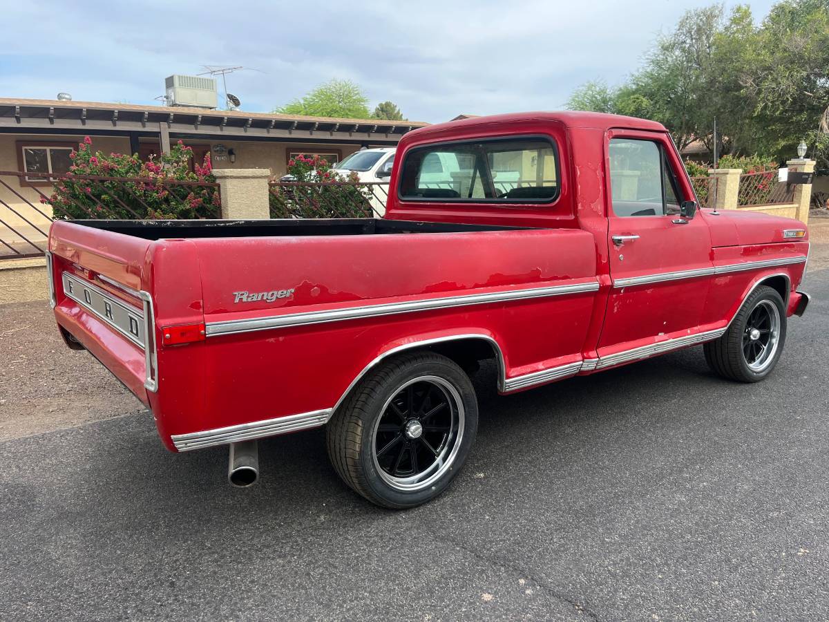 Ford-1972-red-4