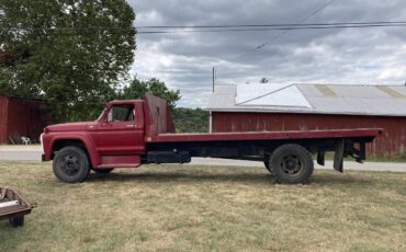 Ford-1977-red