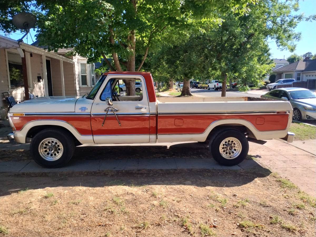 Ford-1978-white-7