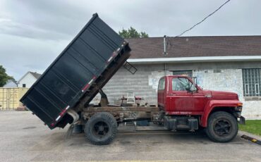 Ford-1986-red-1