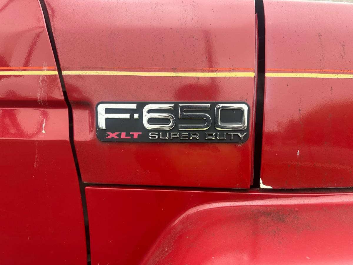 Ford-1986-red-2