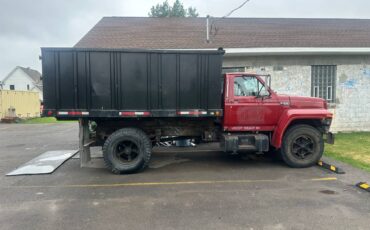 Ford-1986-red