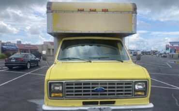 Ford-1990-yellow
