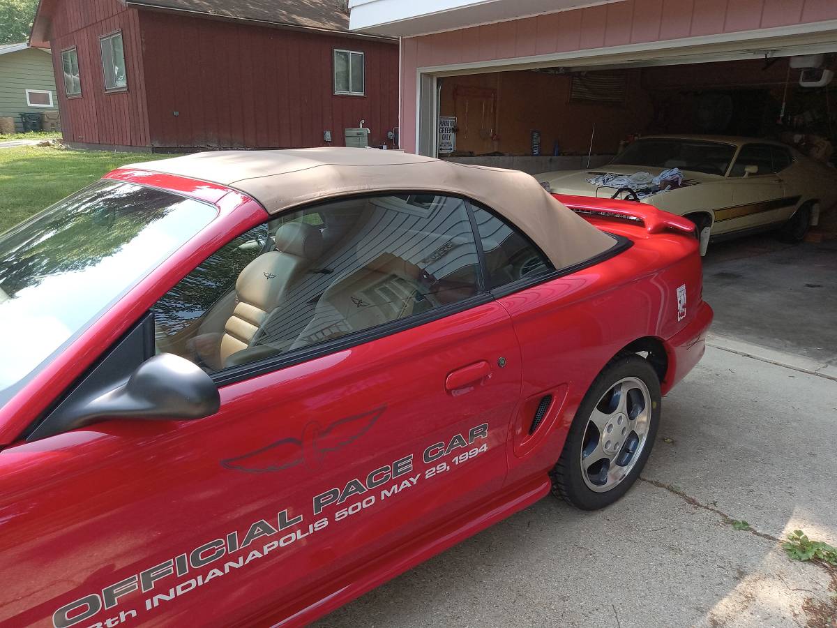 Ford-1994-red-2