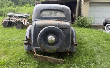 Ford-2-Door-Sedan-Model-68-1936-Sedan-2