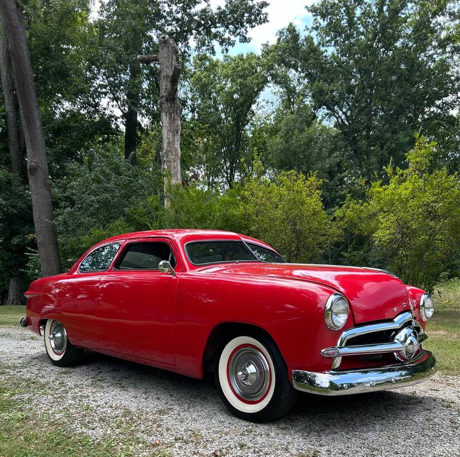 Ford-2-door-coupe-1949-red-1