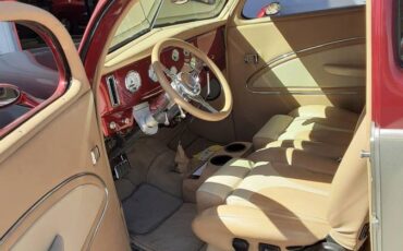 Ford-2-door-sedan-1938-15