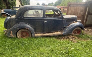 Ford-2-door-sedan-model-68-1936-blue-8