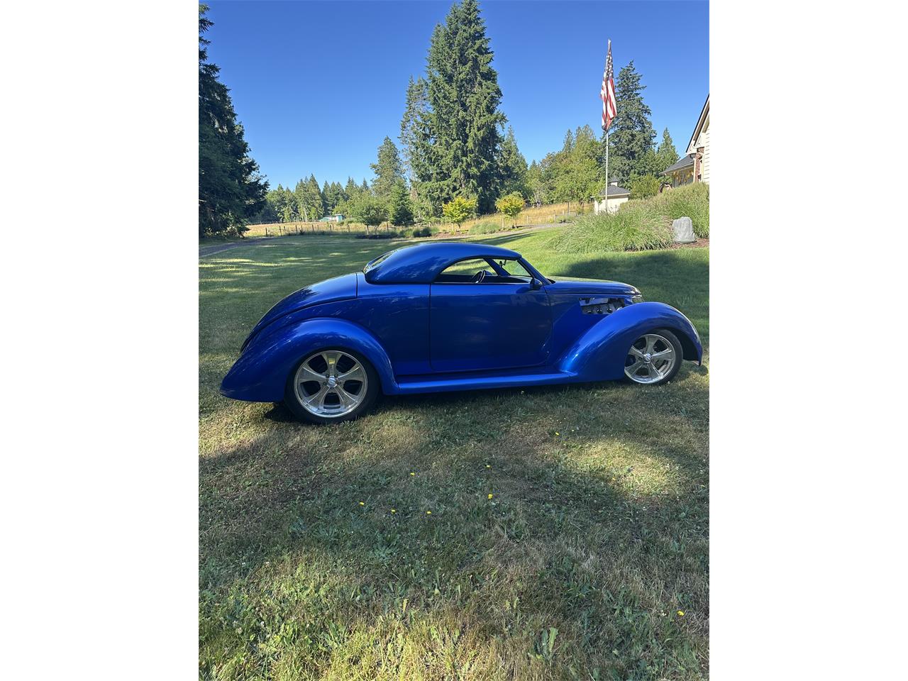 Ford-2-dr-1939-Blue-Red-12