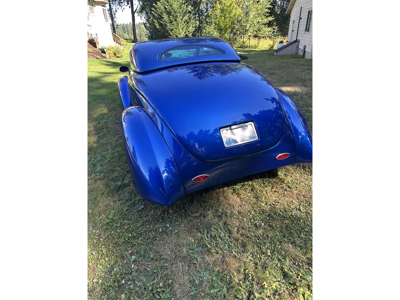 Ford-2-dr-1939-Blue-Red-17