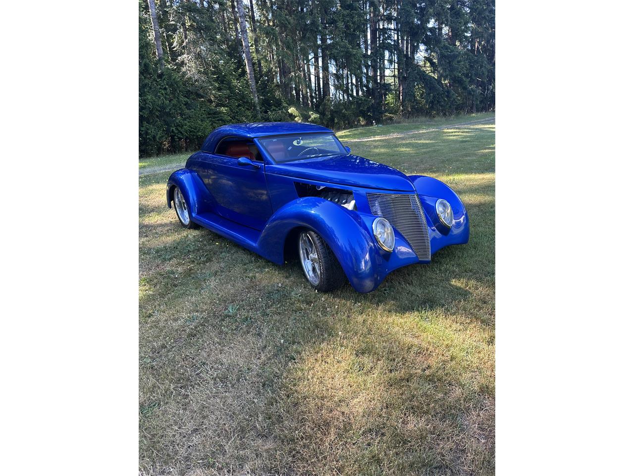 Ford-2-dr-1939-Blue-Red-18