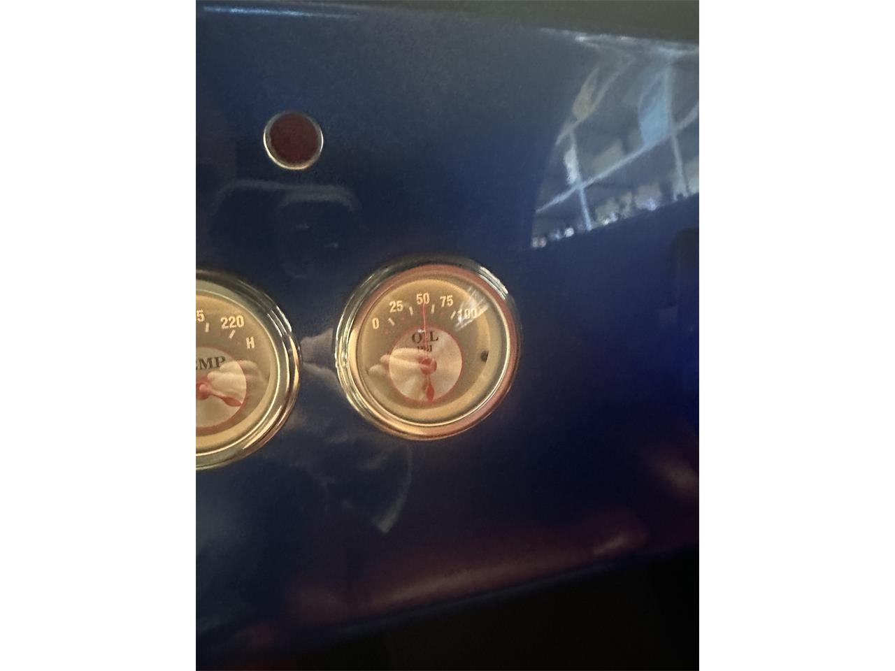 Ford-2-dr-1939-Blue-Red-24