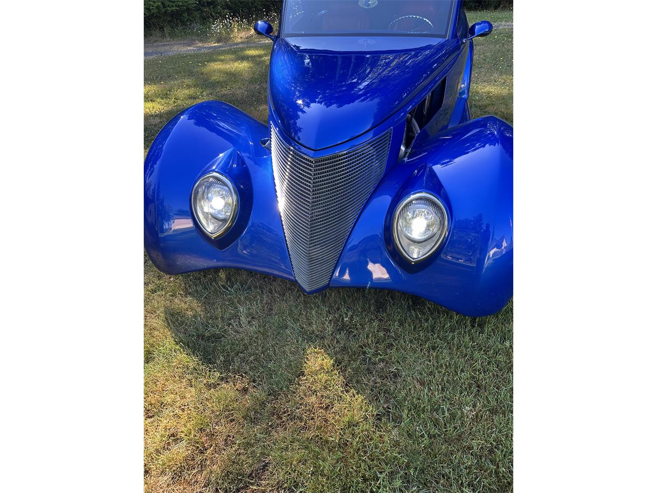 Ford-2-dr-1939-Blue-Red-3