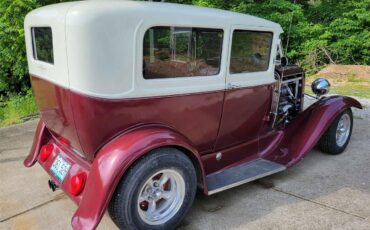 Ford-2-dr-coupe-1930-redwhite-red-2
