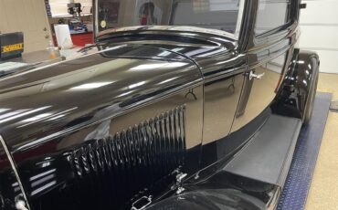 Ford-2-dr-coupe-1932-Black-Gray-26