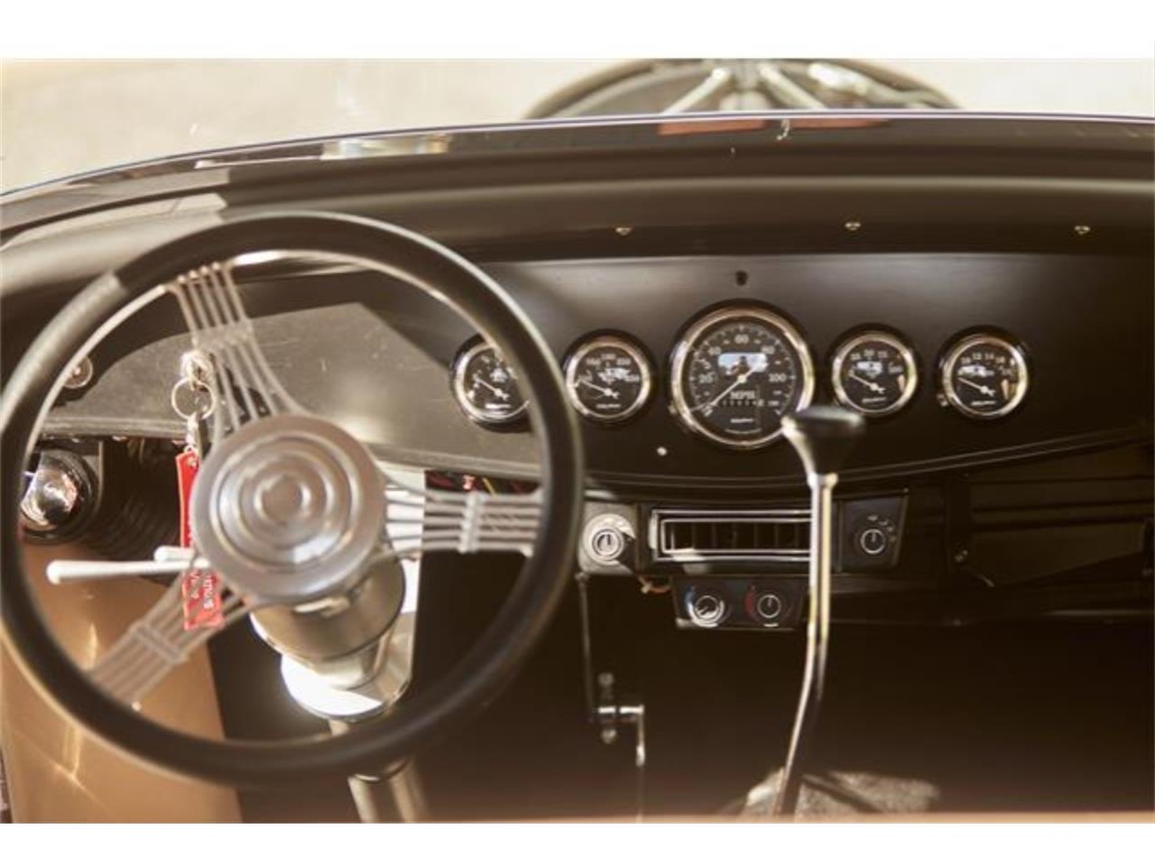 Ford-2-dr-coupe-1932-Black-Tan-7