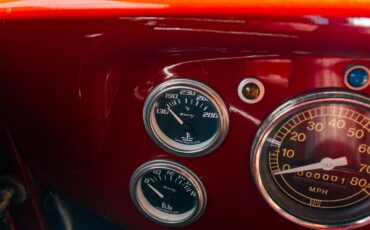 Ford-2-dr-coupe-1934-Burgundy-Wine-Black-10