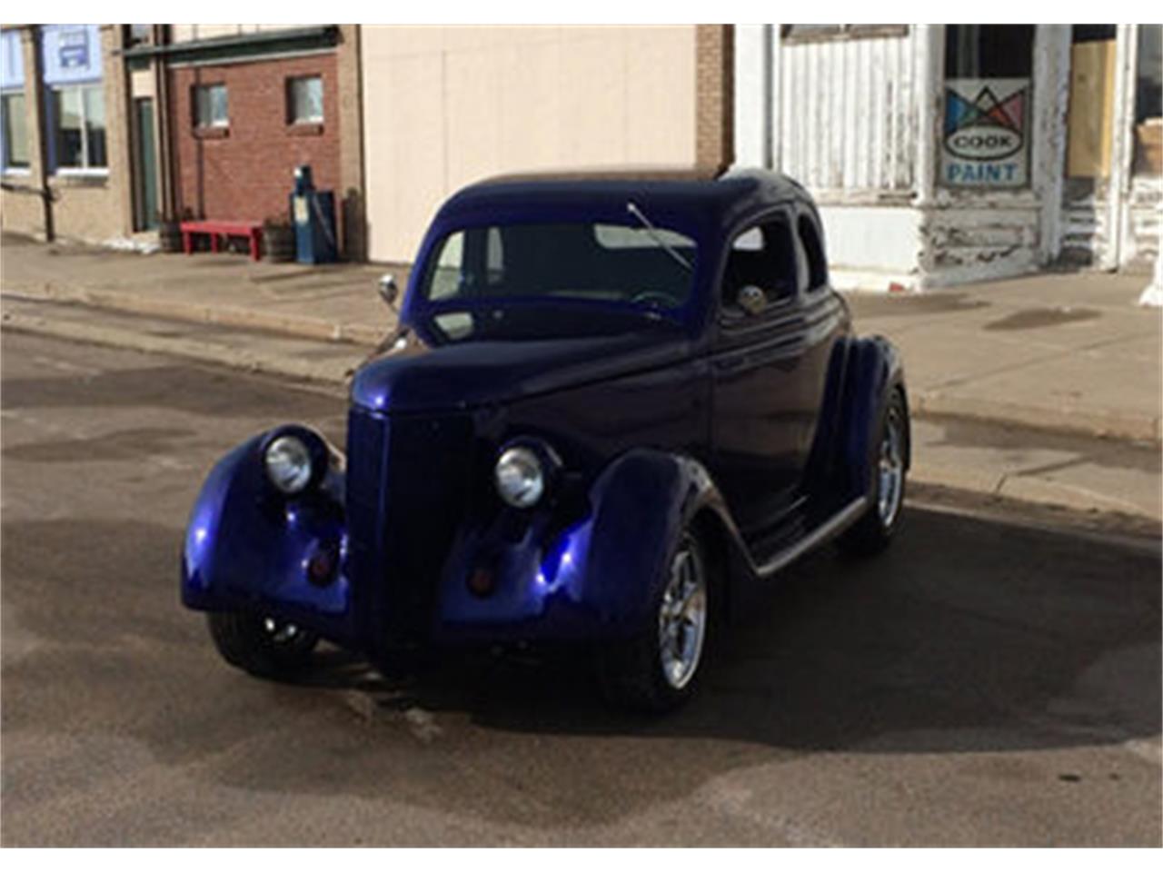 Ford-2-dr-coupe-1936-Burple-2-tone-OstrichCamel-1