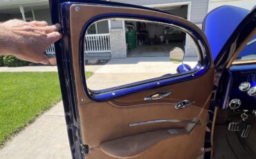 Ford-2-dr-coupe-1936-Burple-2-tone-OstrichCamel-17
