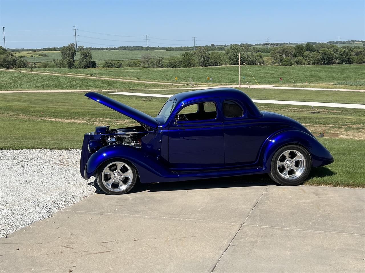 Ford-2-dr-coupe-1936-Burple-2-tone-OstrichCamel-28