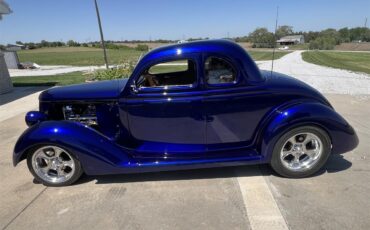Ford-2-dr-coupe-1936-Burple-2-tone-OstrichCamel