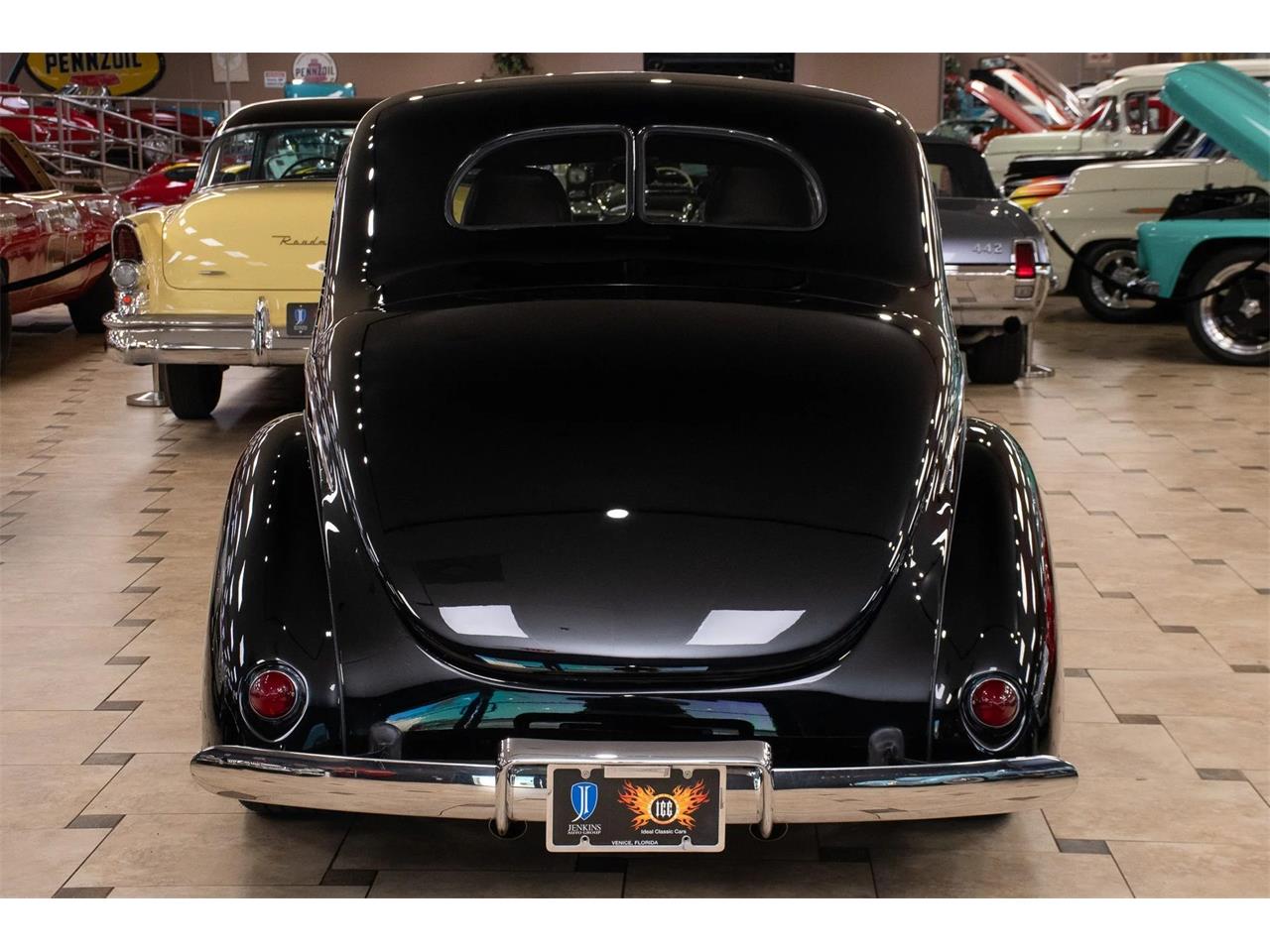 Ford-2-dr-coupe-1939-Black-Black-12