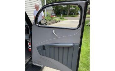 Ford-2-dr-coupe-1940-Black-Grey-11