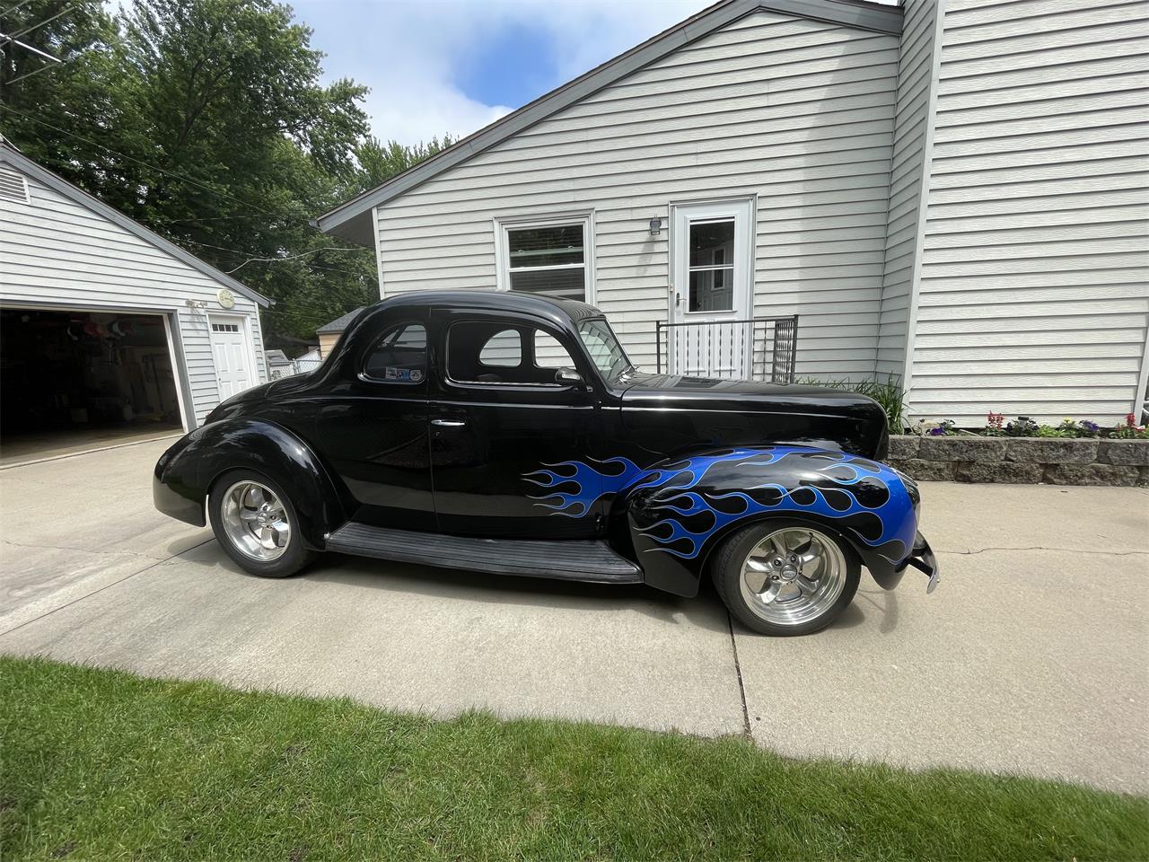 Ford-2-dr-coupe-1940-Black-Grey-19