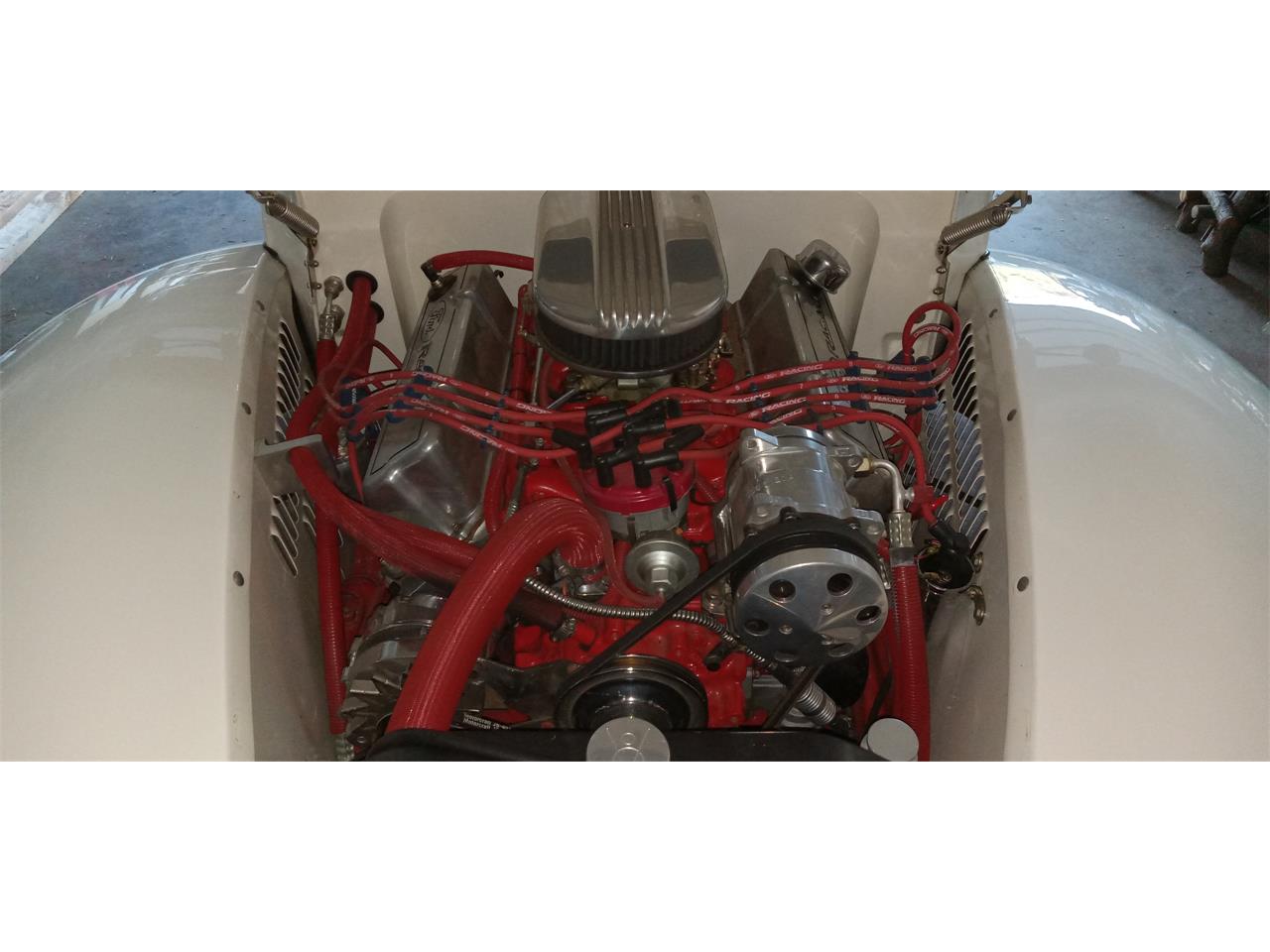 Ford-2-dr-coupe-1940-WHITE-RED-12
