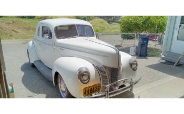 Ford-2-dr-coupe-1940-WHITE-RED-4
