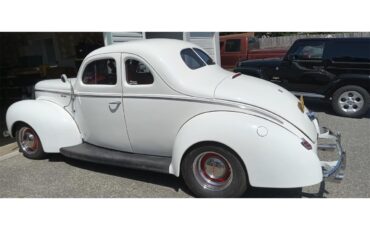 Ford-2-dr-coupe-1940-WHITE-RED-7