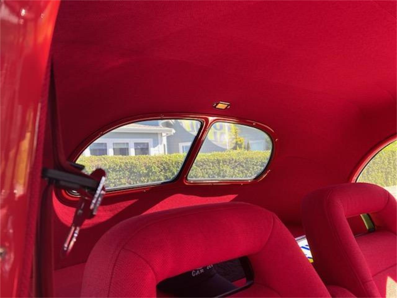 Ford-2-dr-coupe-1940-WHITE-RED-8
