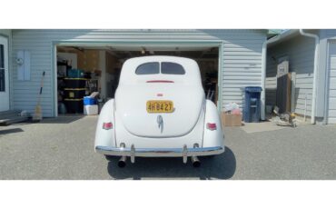 Ford-2-dr-coupe-1940-WHITE-RED-9