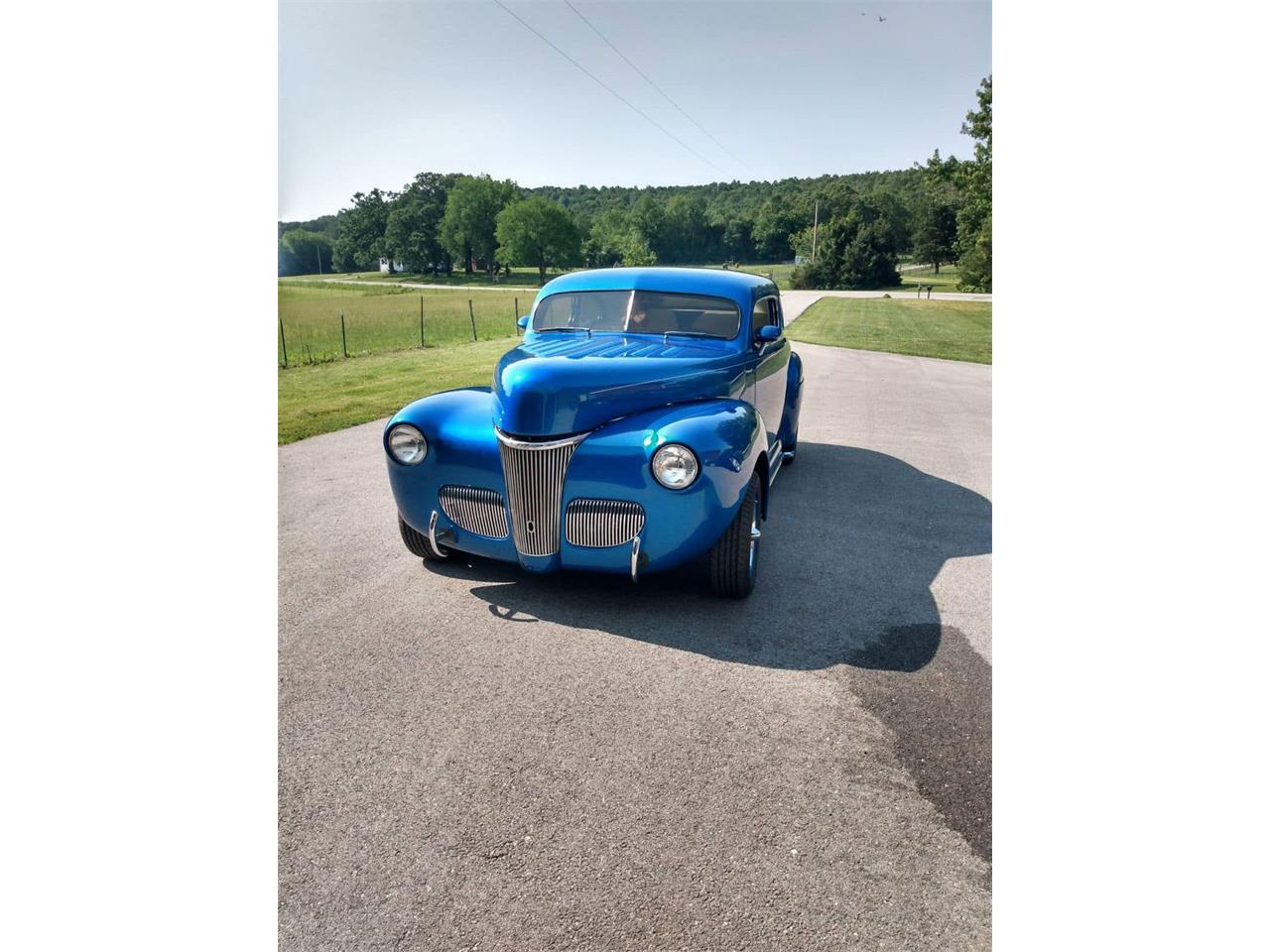 Ford-2-dr-coupe-1941-Blue-White-2