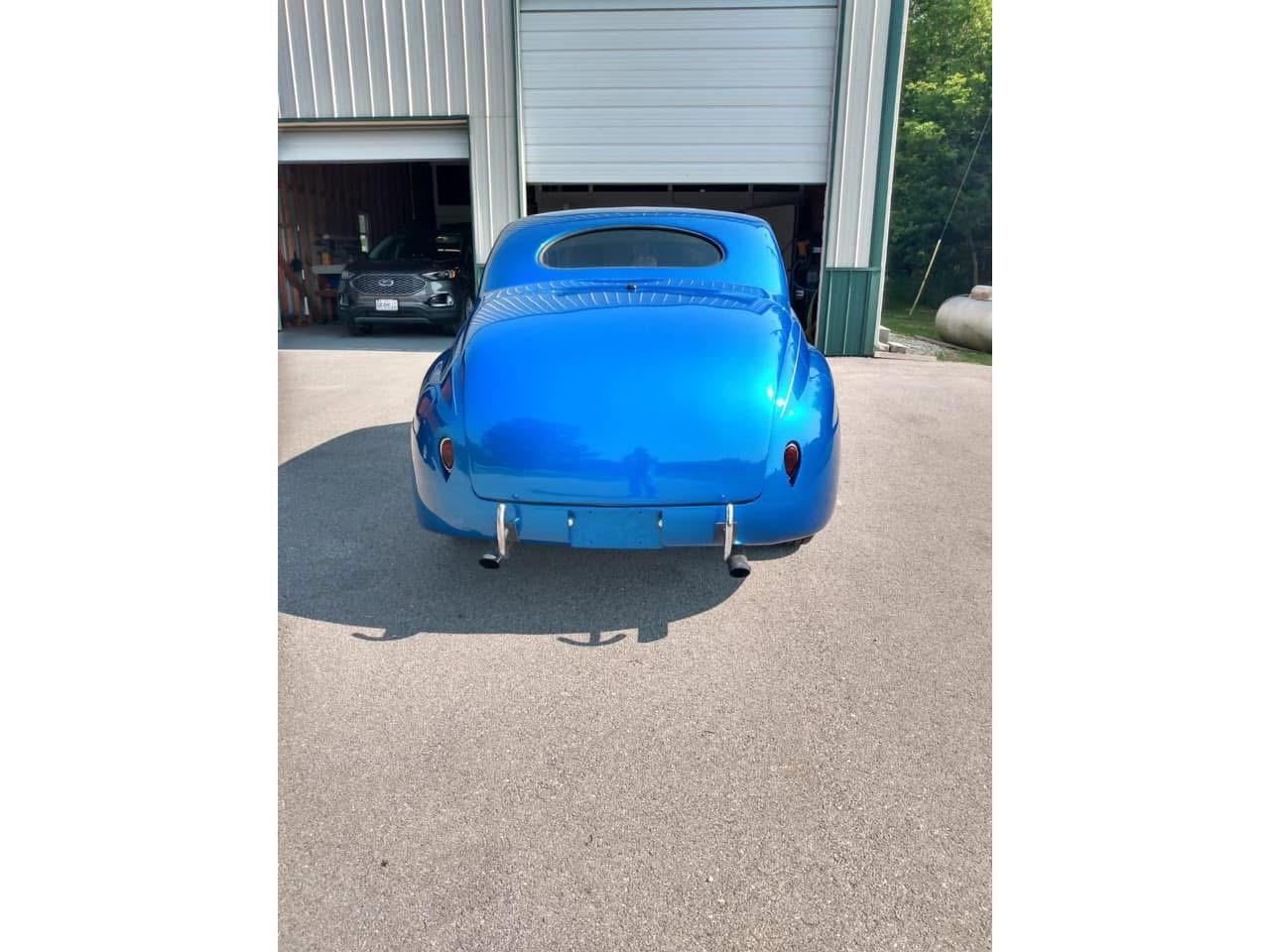 Ford-2-dr-coupe-1941-Blue-White-3