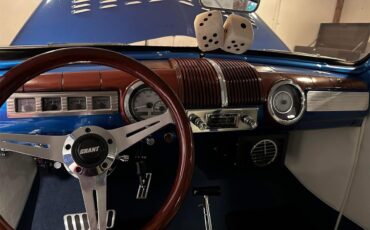 Ford-2-dr-coupe-1941-Blue-White-5