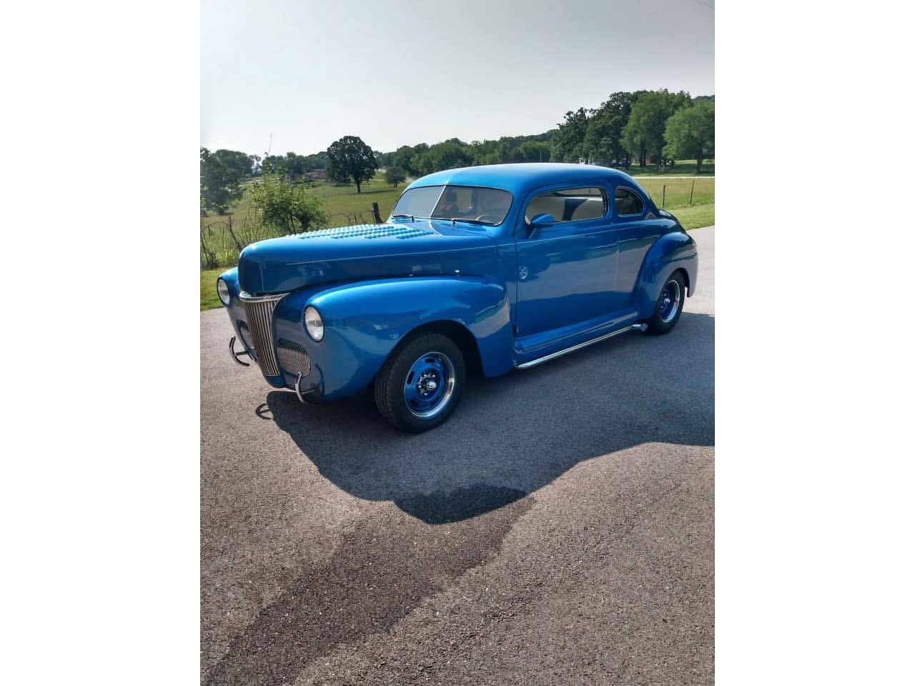 Ford-2-dr-coupe-1941-Blue-White