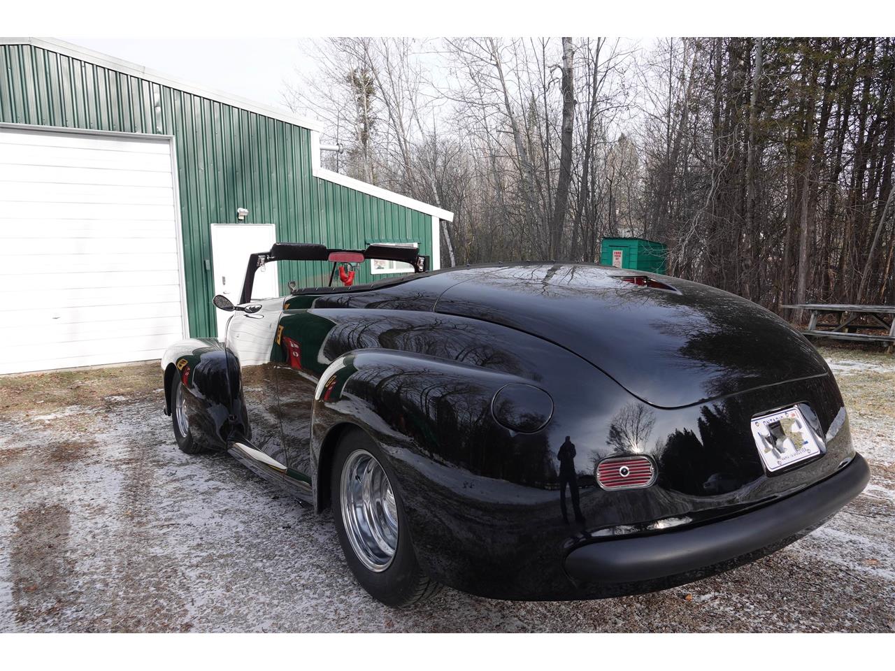 Ford-2-dr-coupe-1947-Black-Red-Vinyl-3
