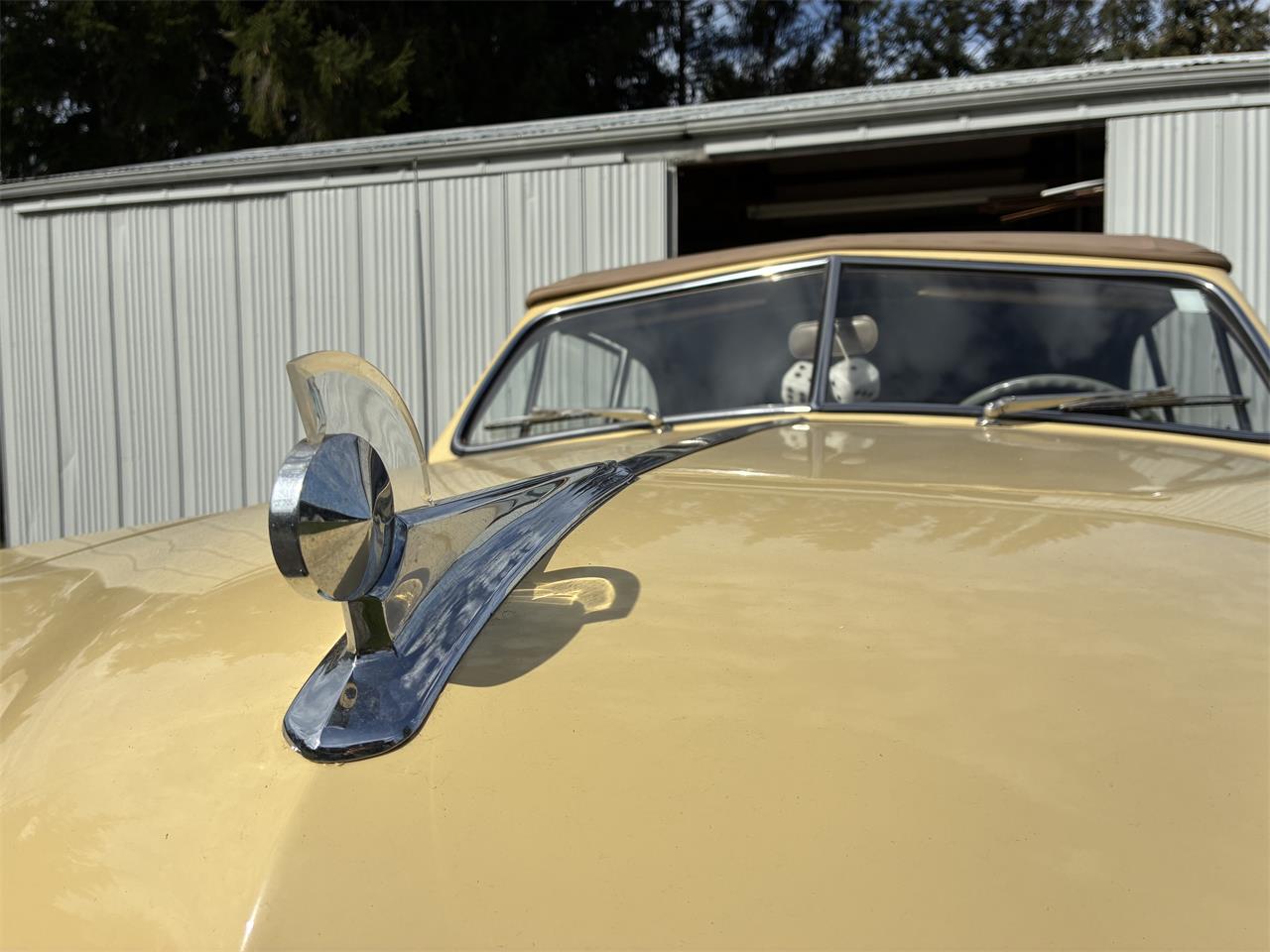 Ford-2-dr-coupe-1949-Mia-Mi-Cream-Tan-1