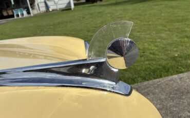 Ford-2-dr-coupe-1949-Mia-Mi-Cream-Tan-3