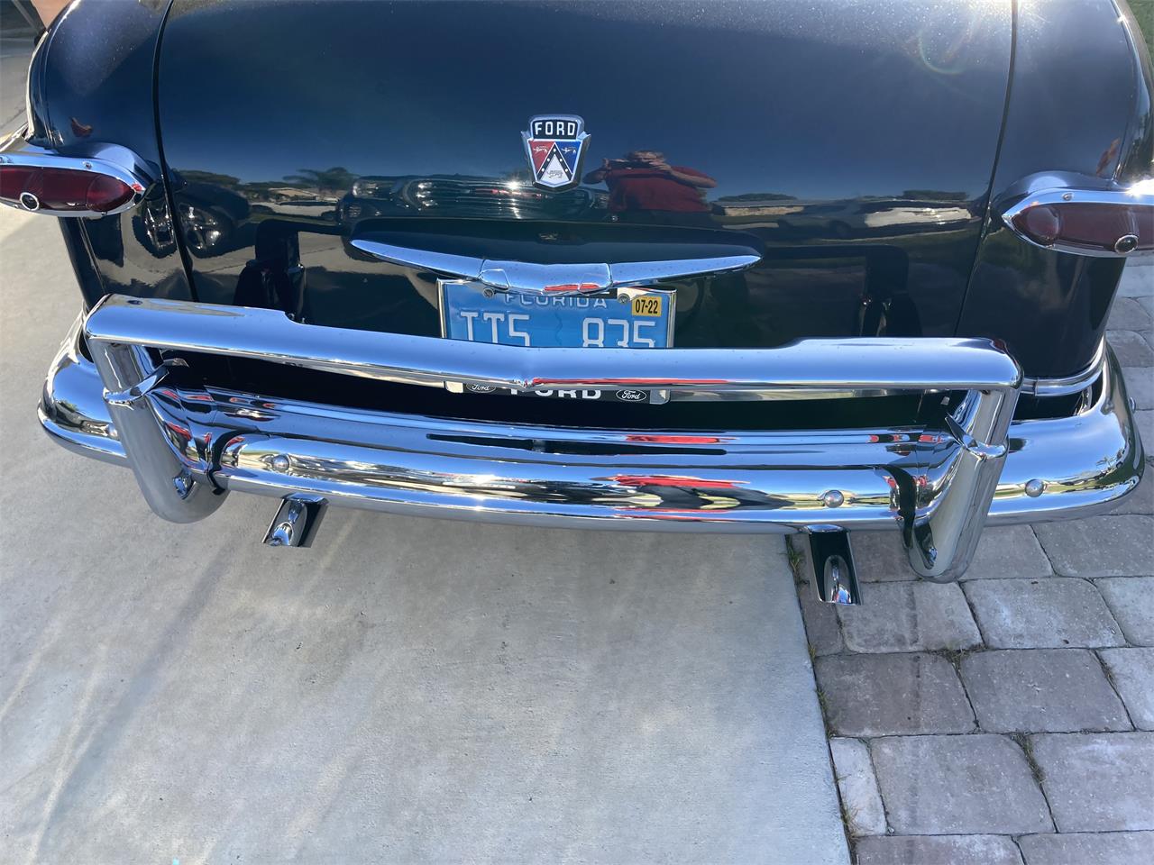 Ford-2-dr-coupe-1951-Dark-blue-Gray-10