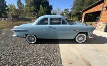Ford-2-dr-coupe-1951-Glacier-Blue-Grey-4