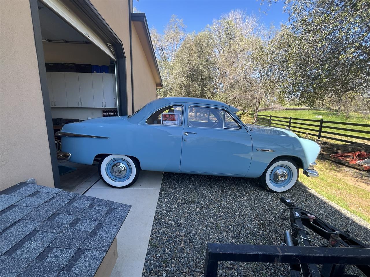 Ford-2-dr-coupe-1951-Glacier-Blue-Grey-5