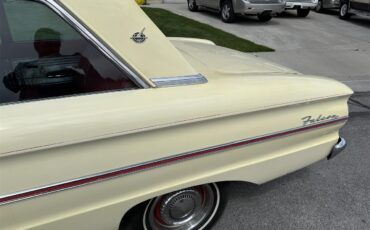 Ford-2-dr-coupe-1963-Yellow-Red-9