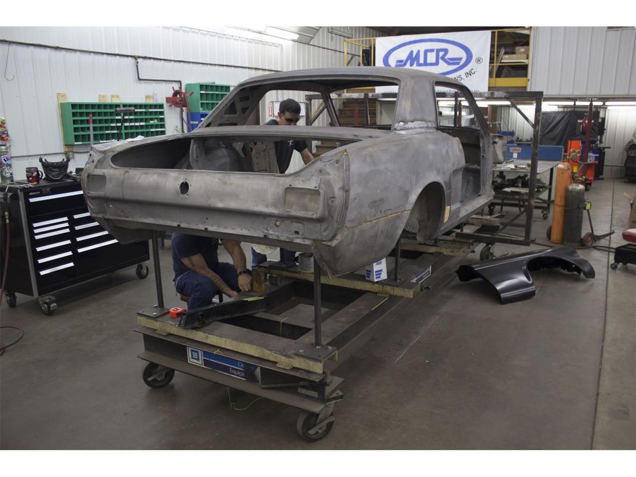 Ford-2-dr-coupe-1965-14