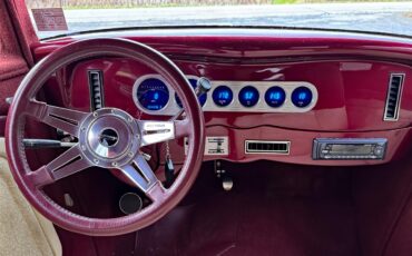 Ford-2-dr-sedan-1933-Maroon-and-cream-Maroon-and-cream-14