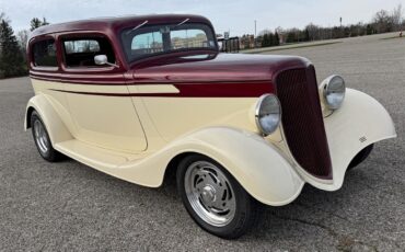 Ford-2-dr-sedan-1933-Maroon-and-cream-Maroon-and-cream-5