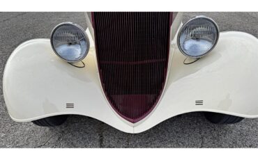 Ford-2-dr-sedan-1933-Maroon-and-cream-Maroon-and-cream-8