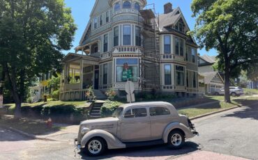 Ford-2-dr-sedan-1936-Tan-Tan