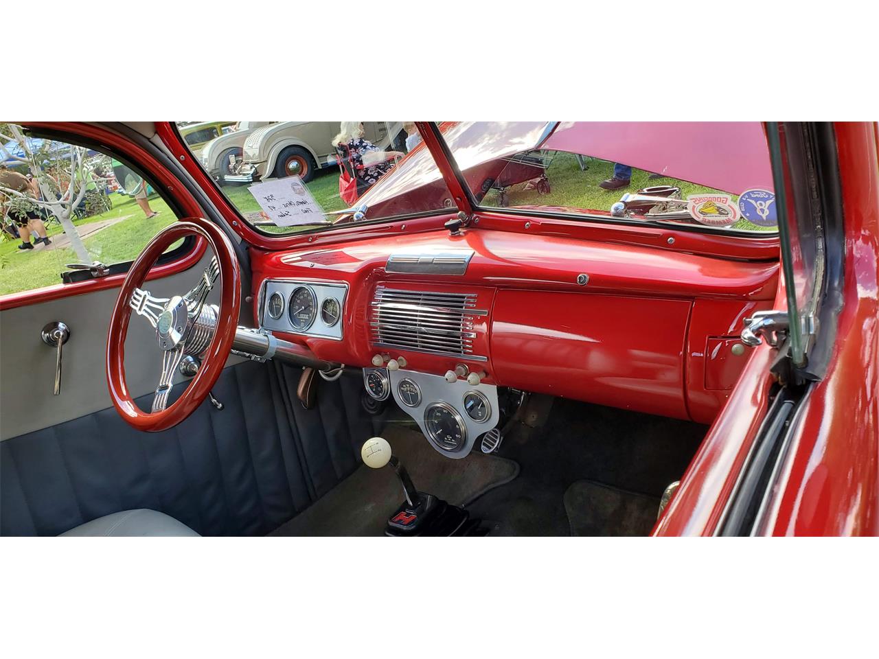 Ford-2-dr-sedan-1940-Red-Gray-6